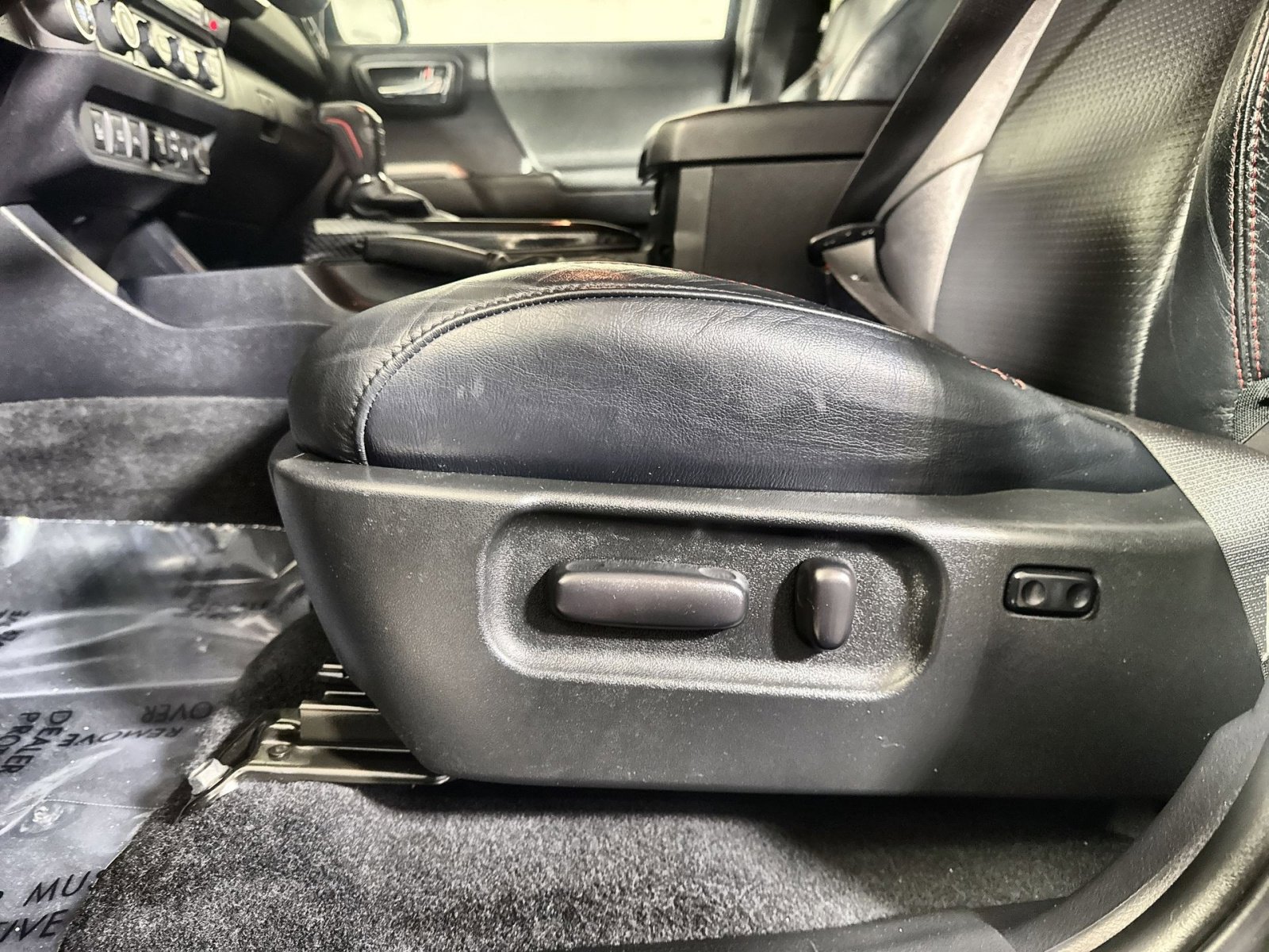 Used 2020 Toyota Tacoma TRD Pro AWD/4WD image 15