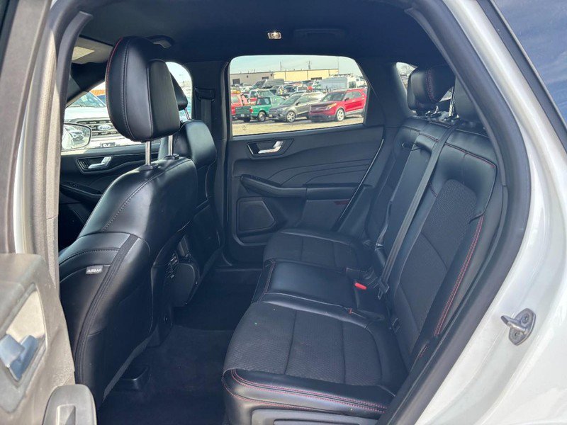 Used 2023 Ford Escape ST-Line w/ Tech Pack #1 AWD/4WD image 12