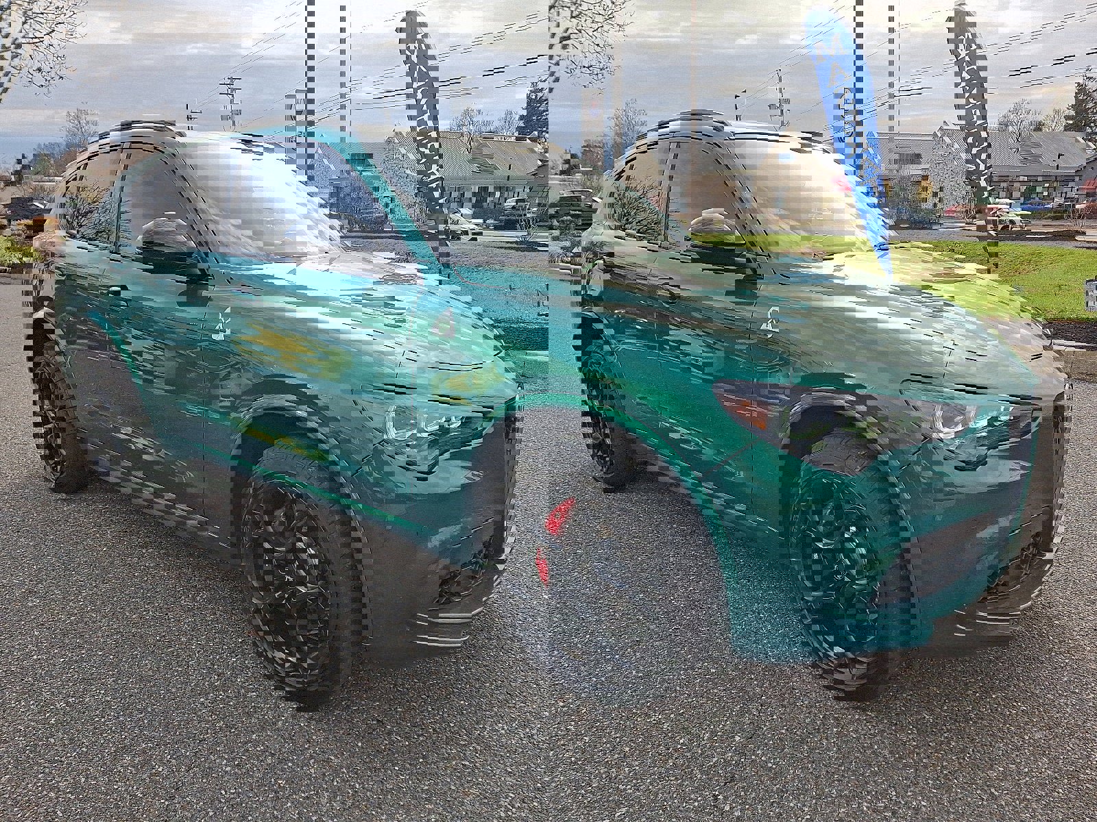 Used 2024 Alfa Romeo Stelvio Quadrifoglio image 3