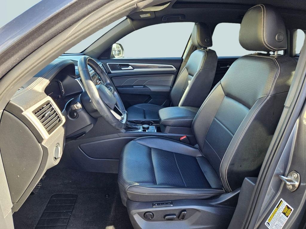 Used 2021 Volkswagen Atlas Cross Sport SEL image 22