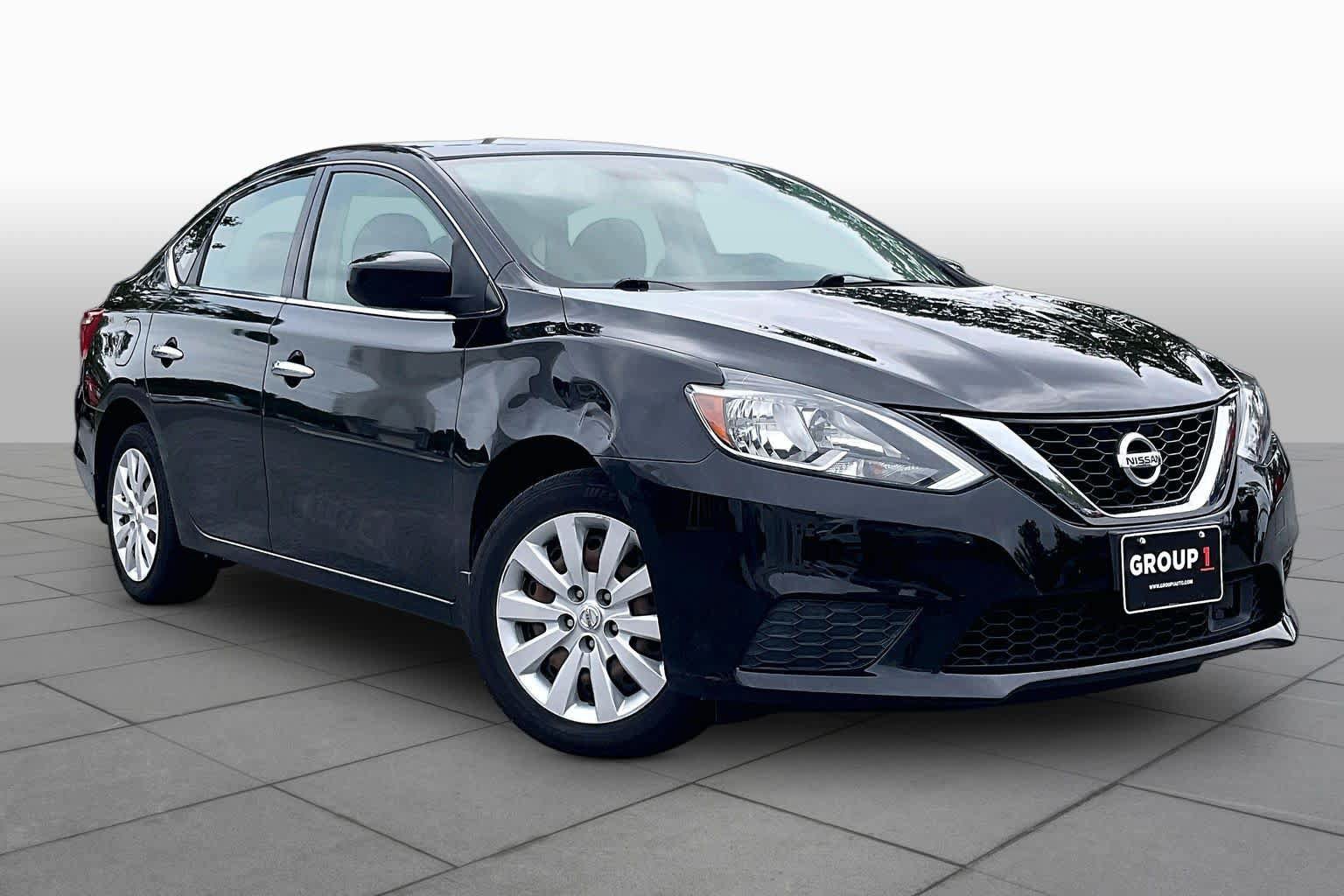 Used 2018 Nissan Sentra S FWD image 2