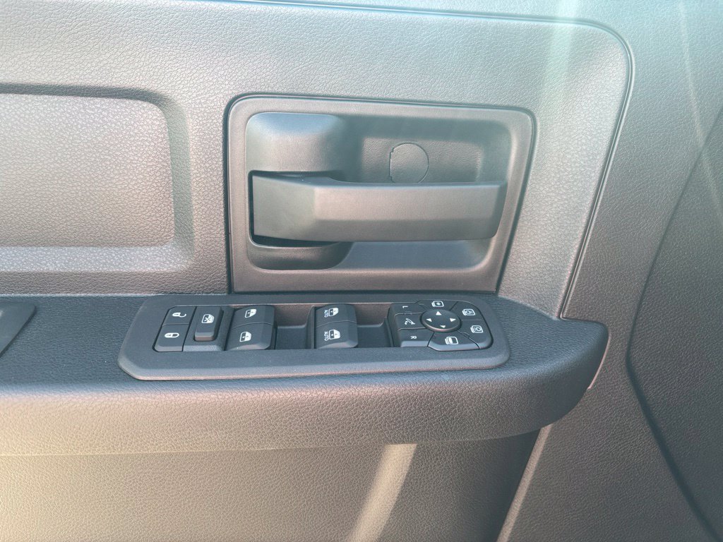 New 2027 RAM 3500 Tradesman AWD/4WD image 10
