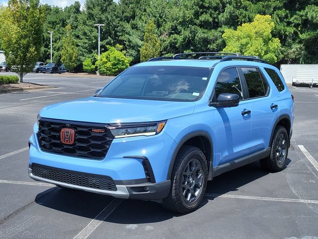 Certified 2025 Honda Pilot TrailSport image 32