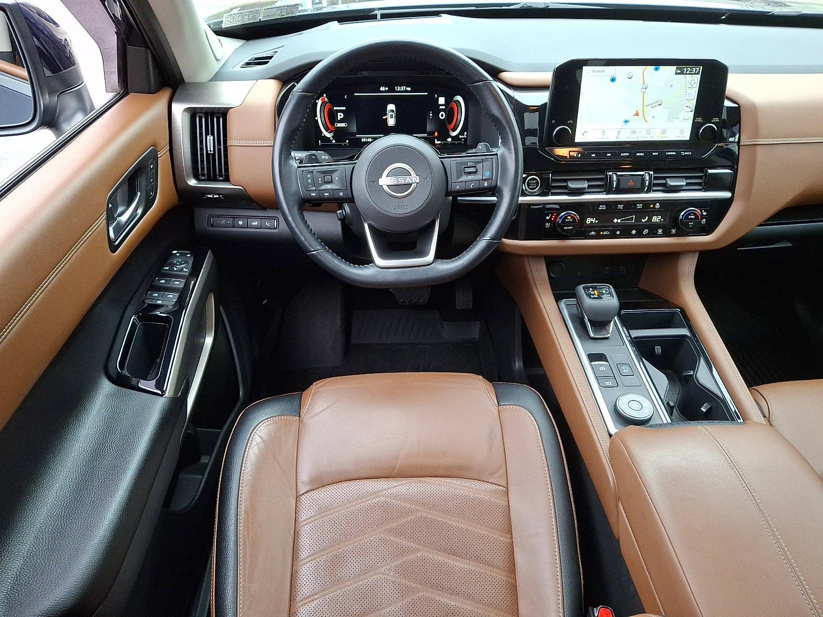 Used 2023 Nissan Pathfinder Platinum w/ Cargo Package image 13