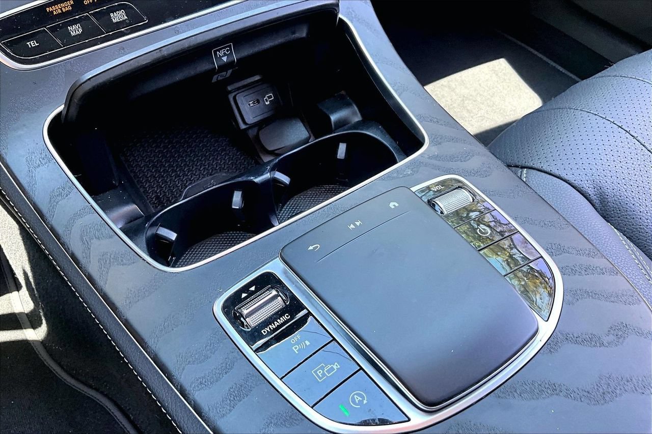 Used 2022 Mercedes-Benz E 450 4MATIC Sedan image 26