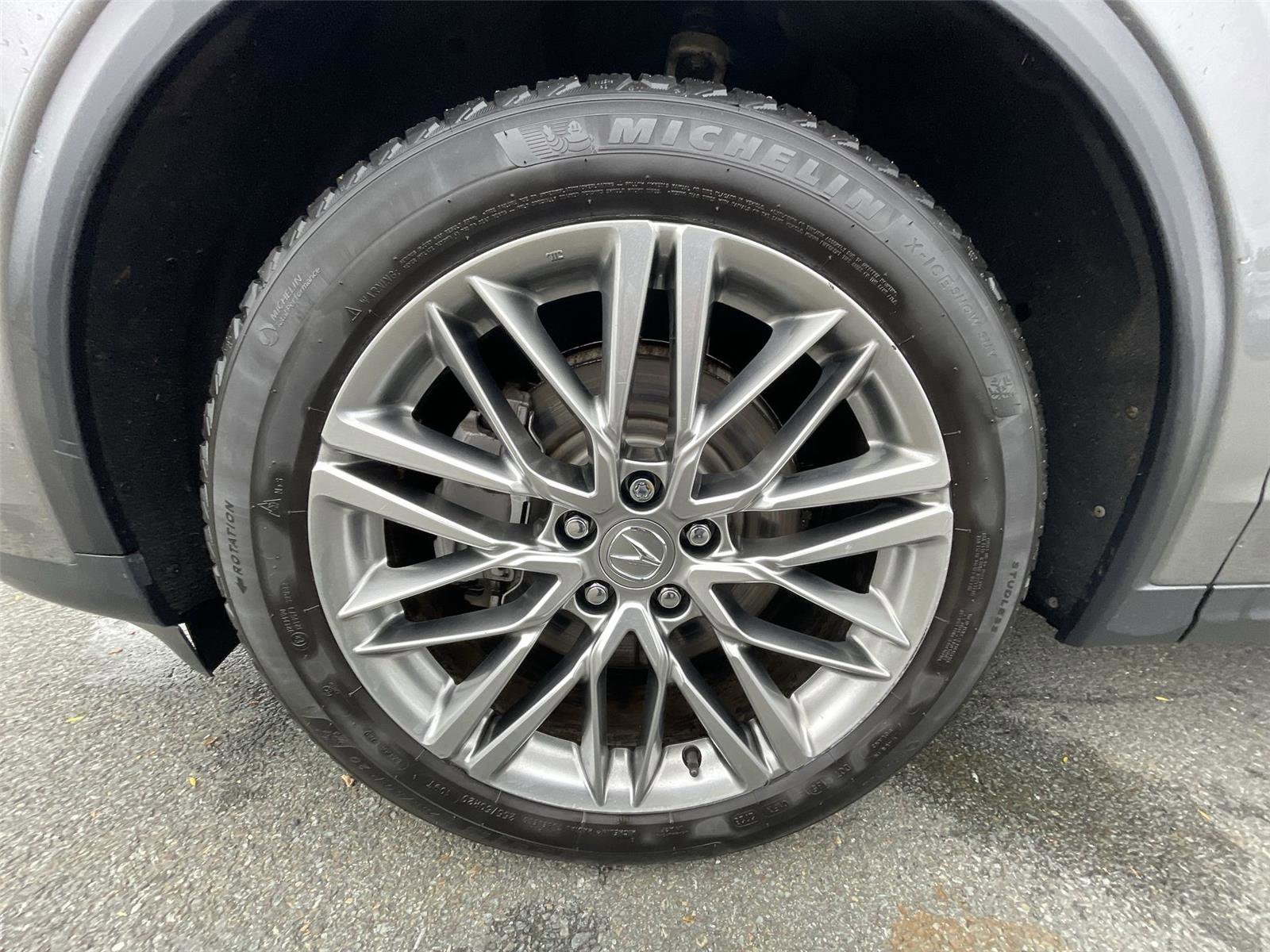 Used 2023 Acura MDX SH-AWD w/ Advance Package image 28