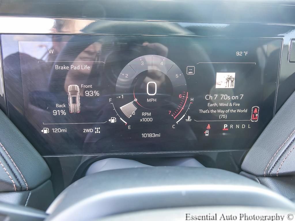 Used 2026 GMC Yukon AT4 AWD/4WD image 4