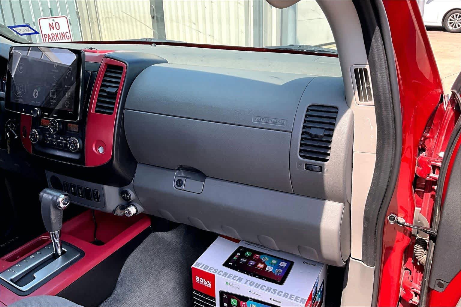 Used 2017 Nissan Frontier SV w/ SV Value Truck Package RWD image 18