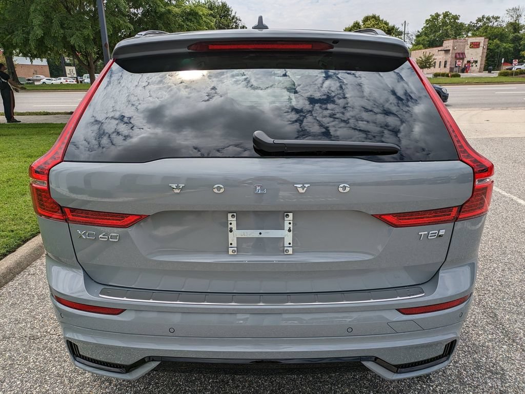 New 2025 Volvo XC60 T8 Plus w/ Protection Package Premier AWD/4WD image 5