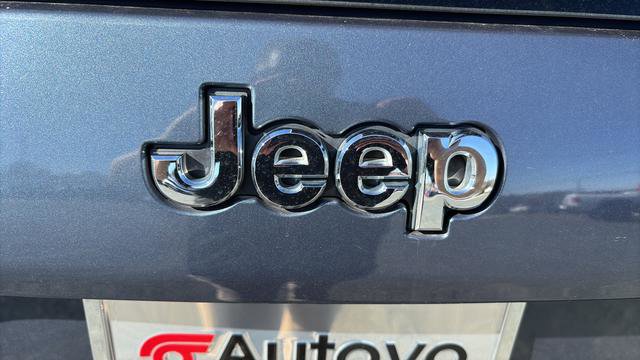 Used 2020 Jeep Cherokee Limited AWD/4WD image 10