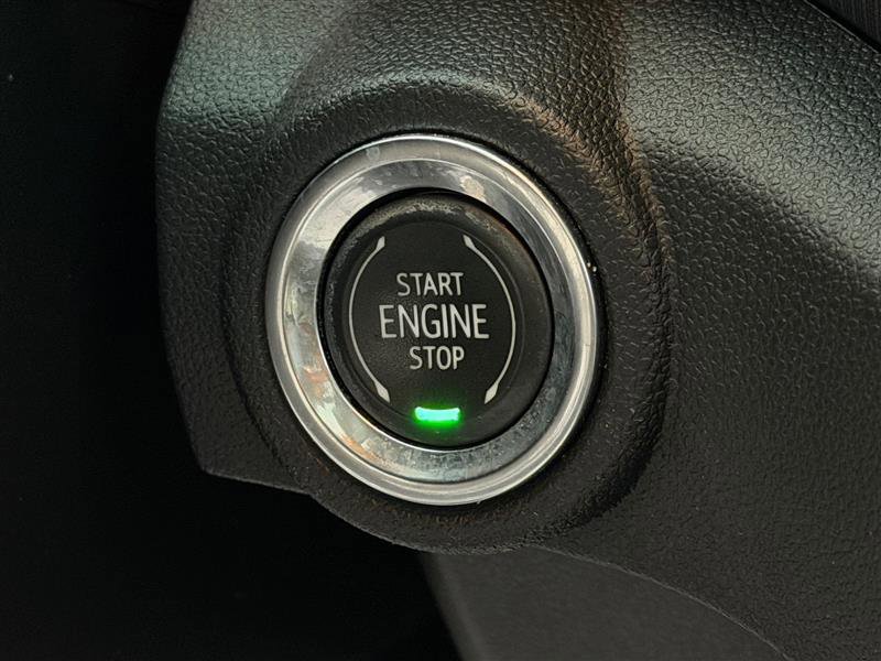 Used 2021 Chevrolet TrailBlazer RS w/ Sun and Liftgate Package image 39