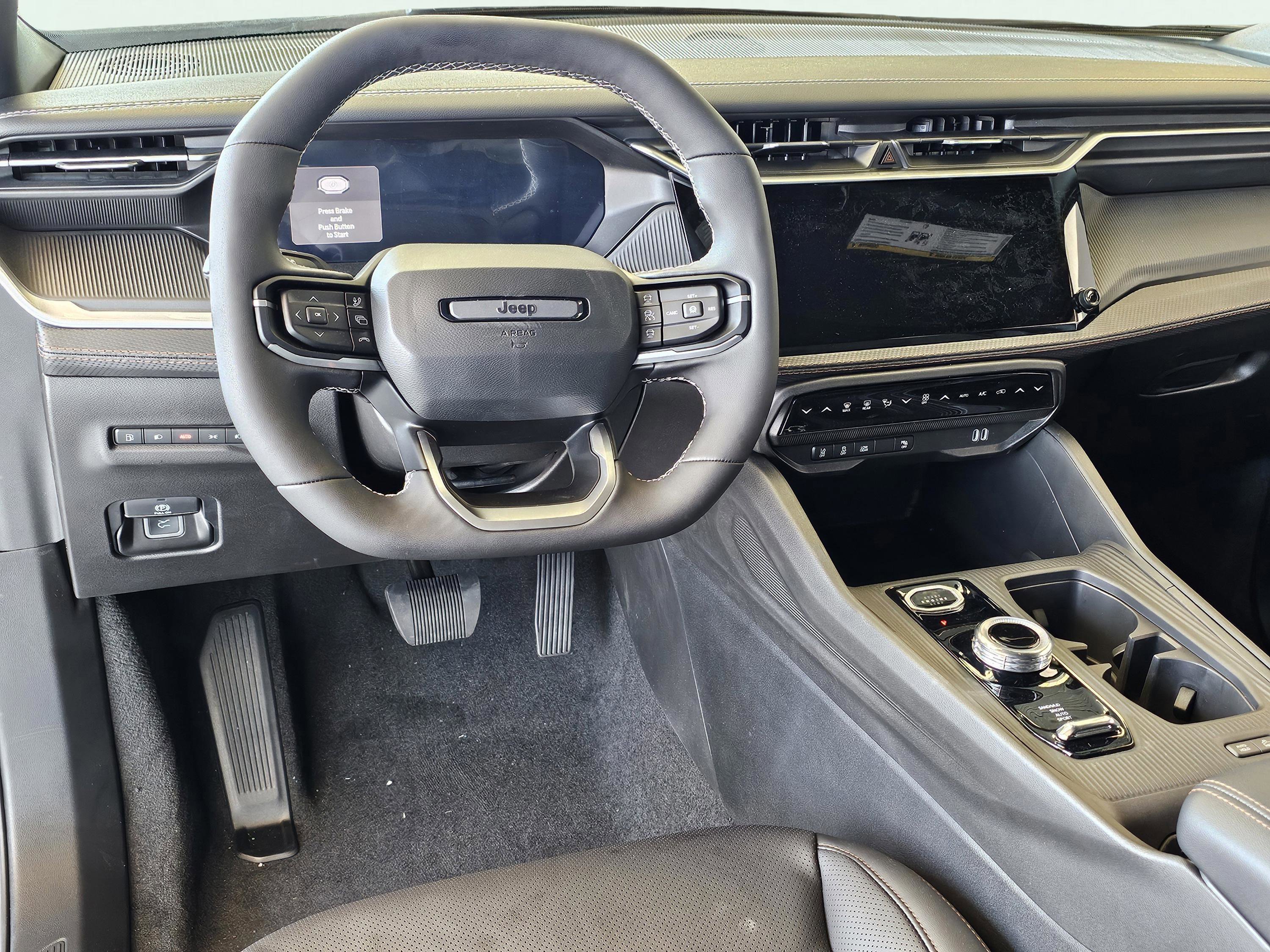 New 2026 Jeep Cherokee Overland image 32