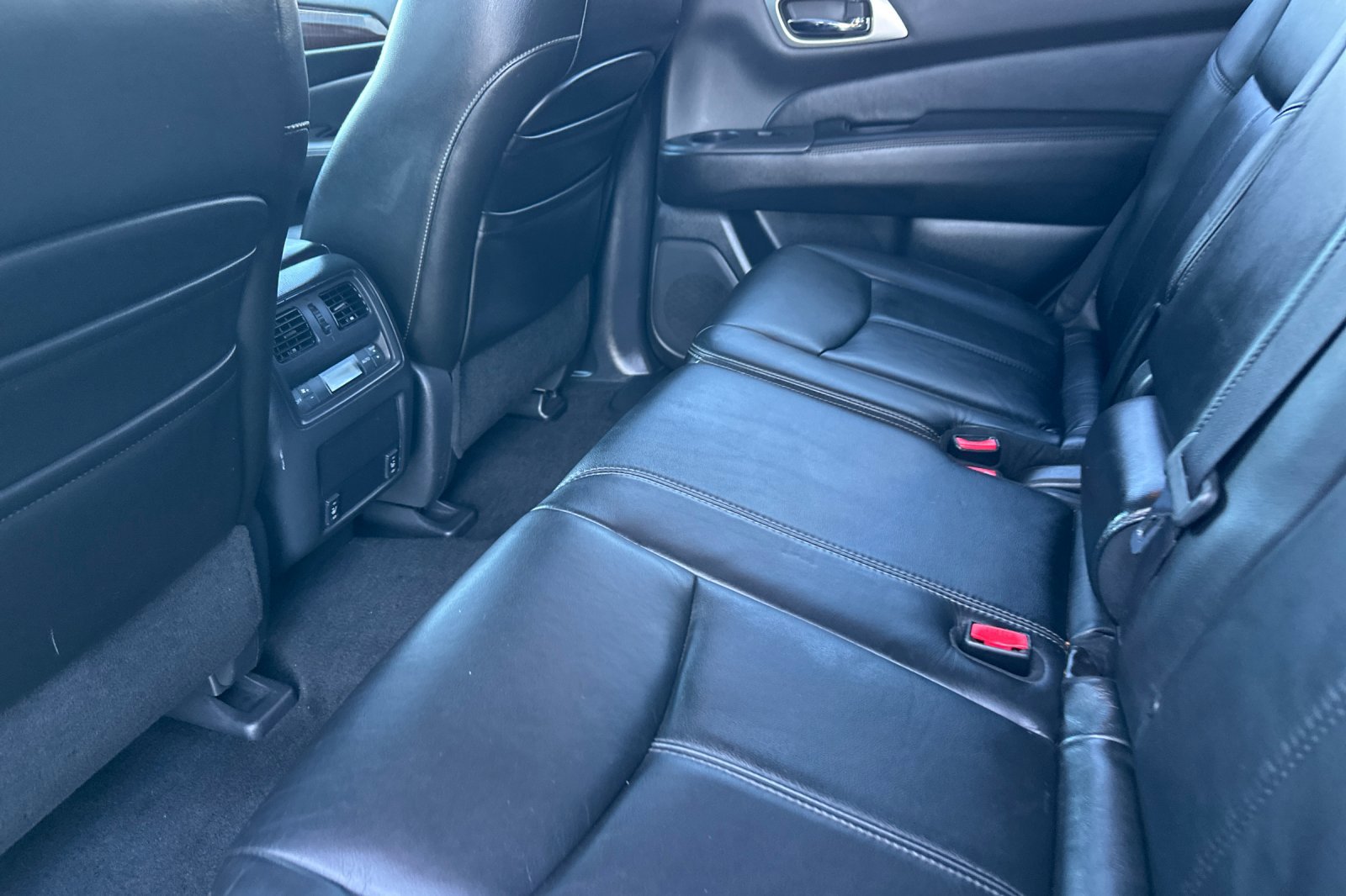 Used 2013 Nissan Pathfinder SL w/ Trailer Tow Pkg image 12