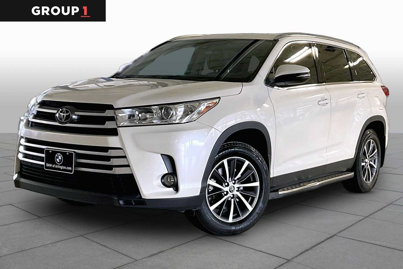 Used 2019 Toyota Highlander XLE FWD image 1