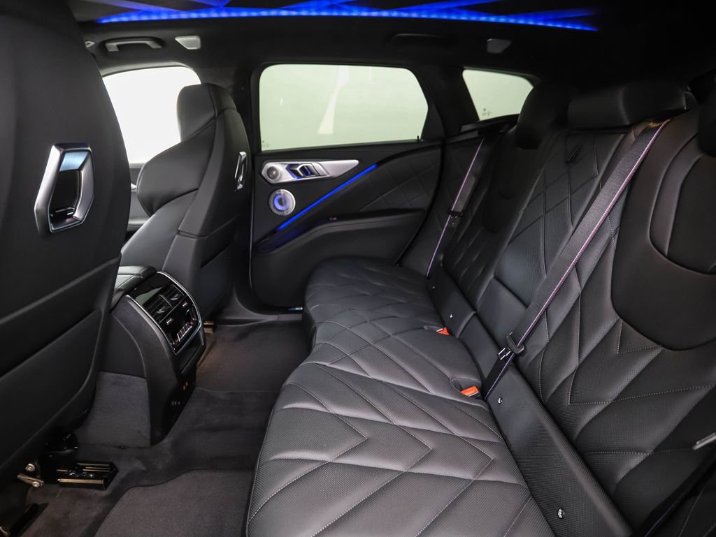 New 2026 BMW XM Label Red image 23