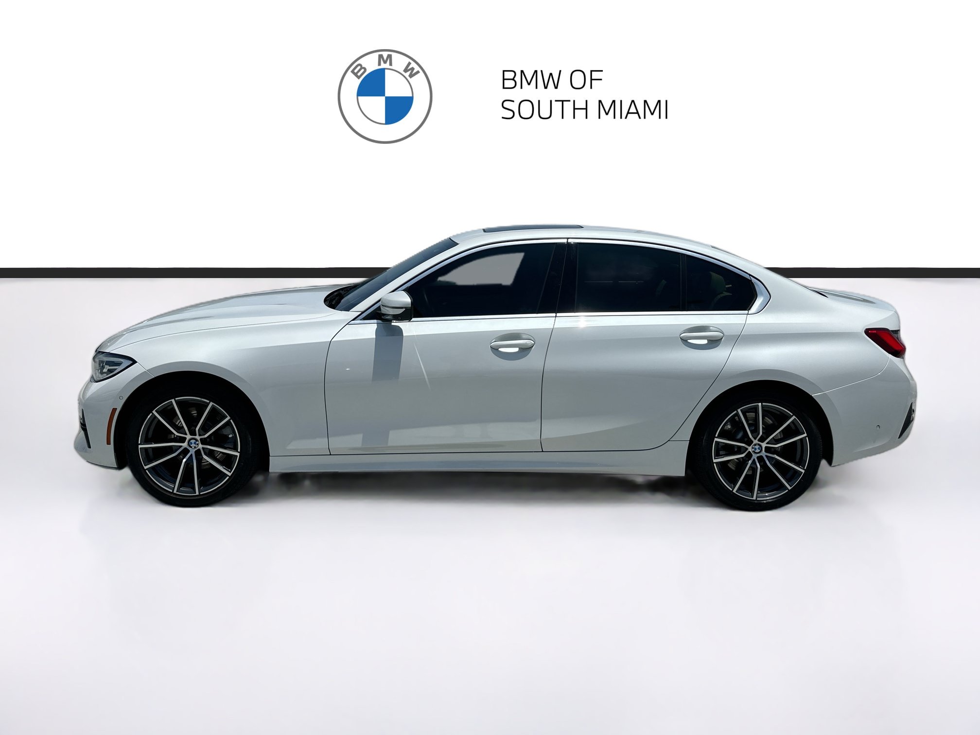 Used 2021 BMW 330i Sedan w/ Premium Package RWD image 4