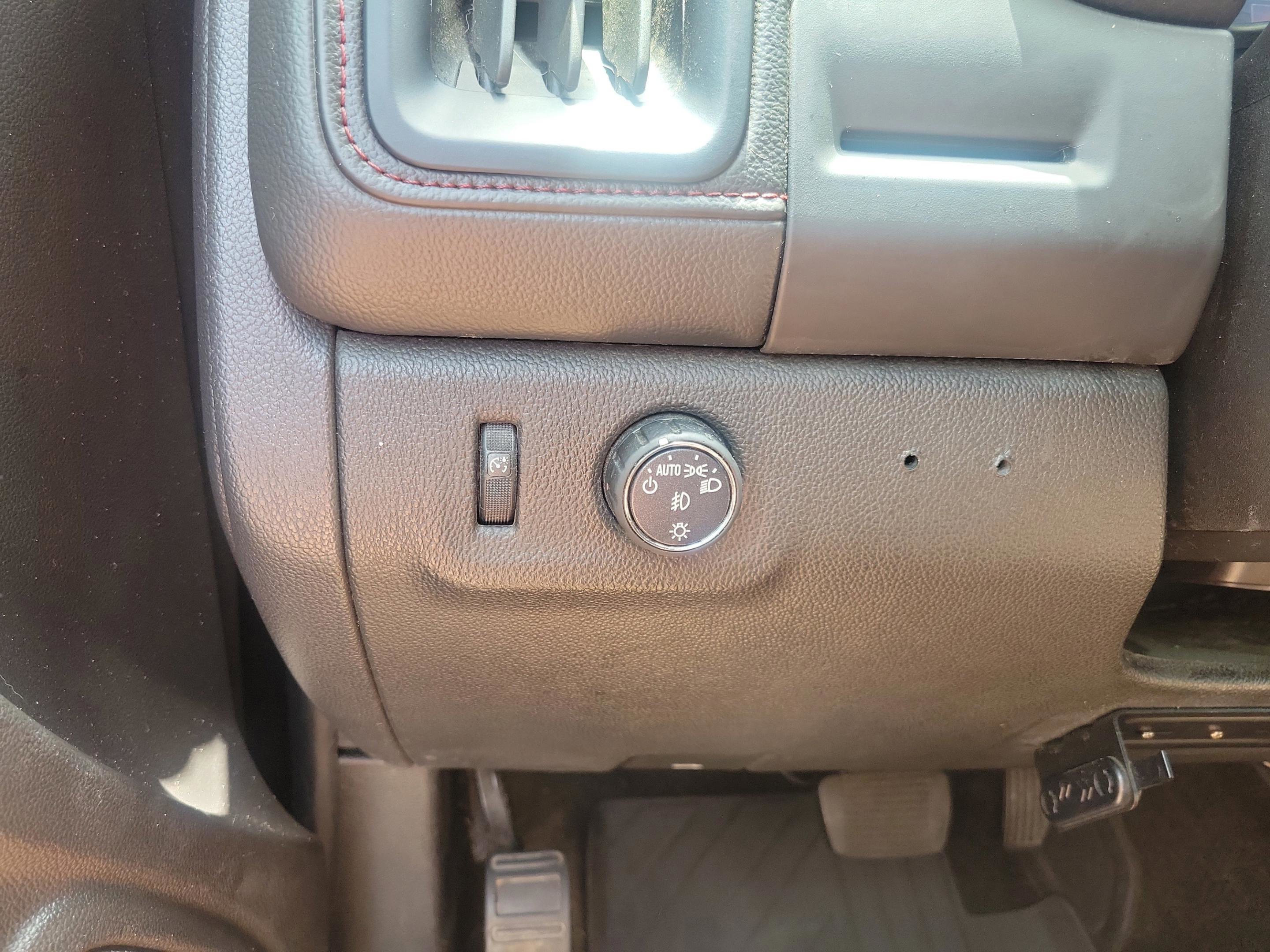 Used 2016 GMC Canyon SLE w/ All Terrain Package RWD image 19