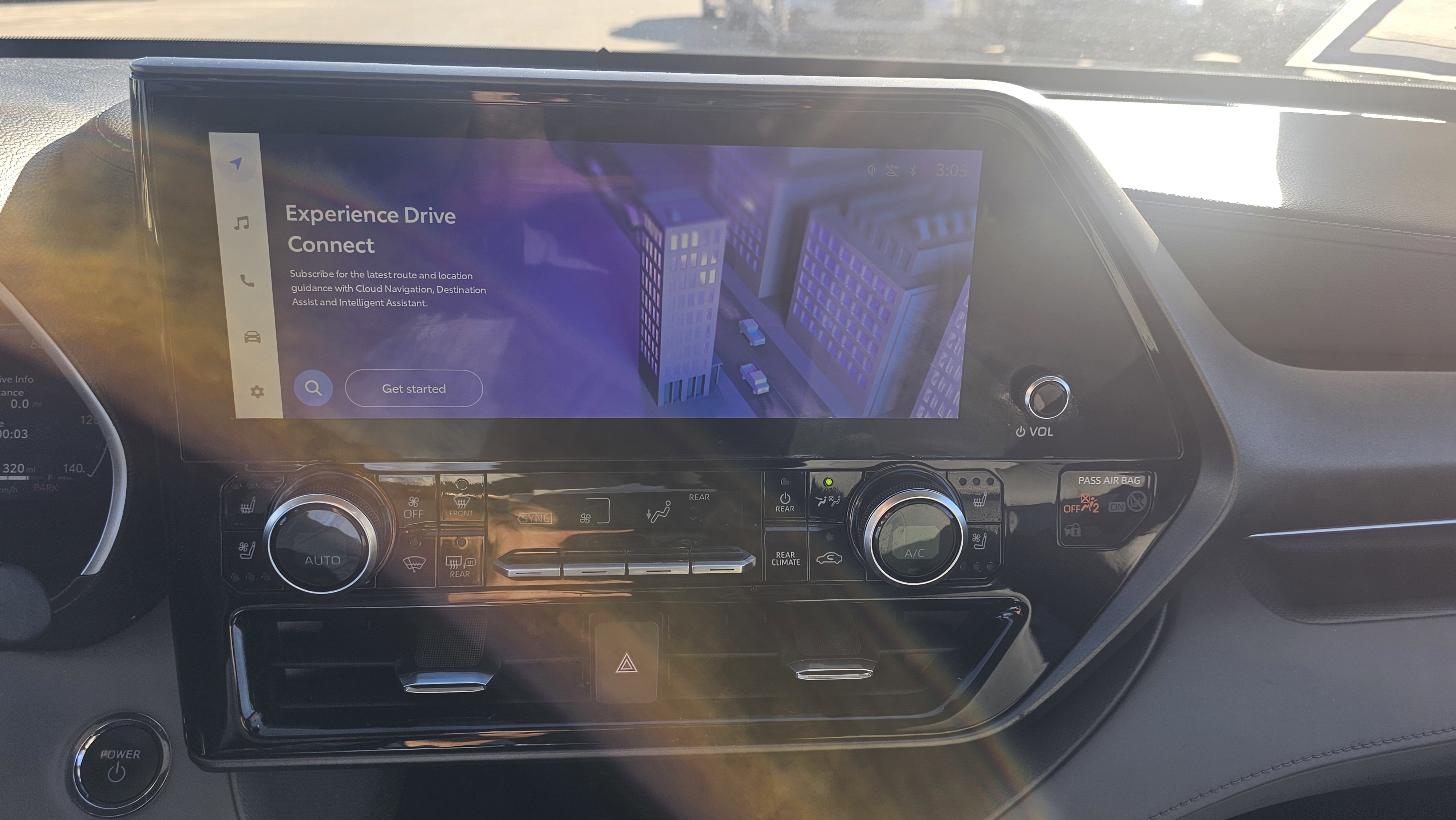 Used 2023 Toyota Highlander Limited image 16