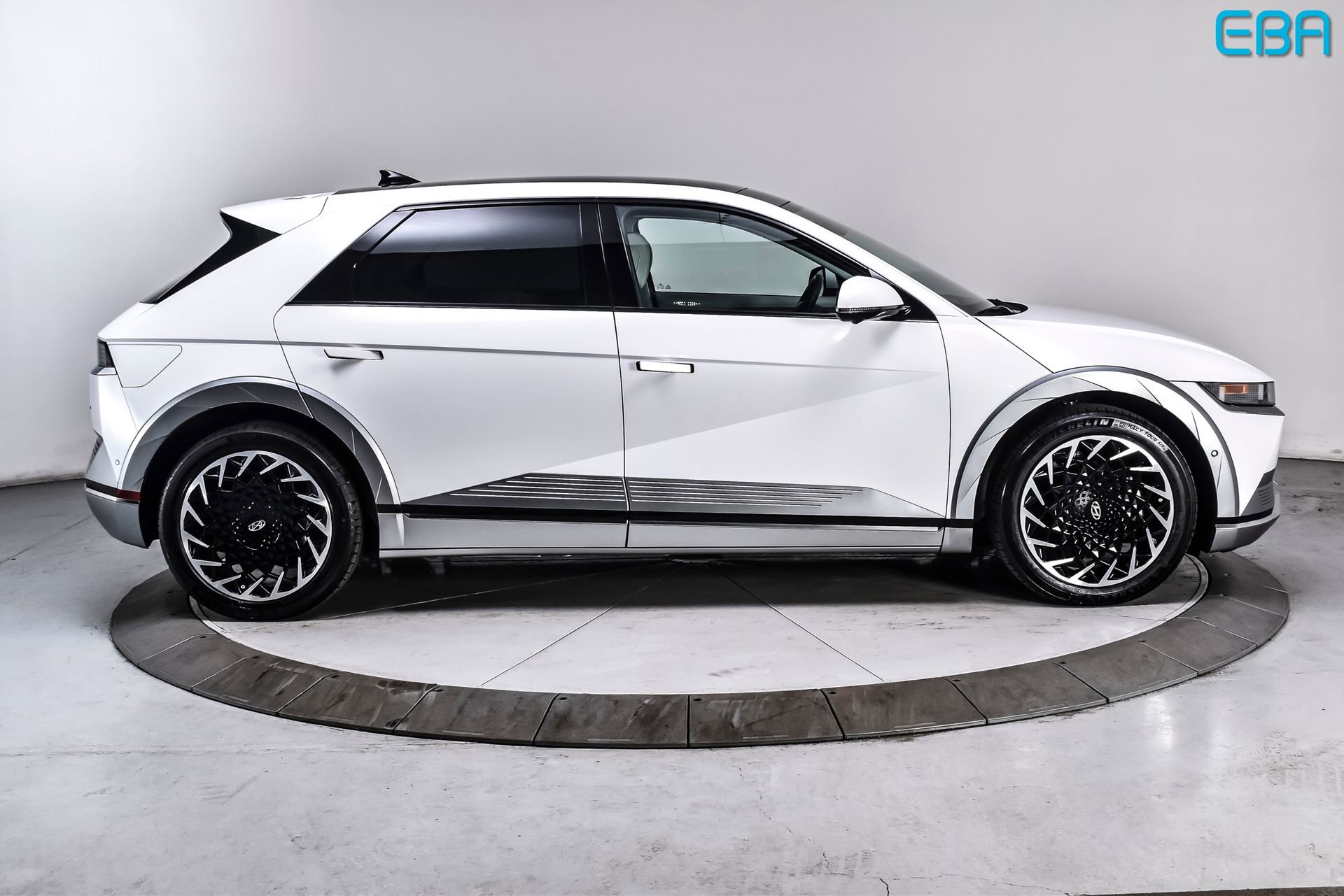 Used 2024 Hyundai Ioniq 5 Limited AWD/4WD image 7