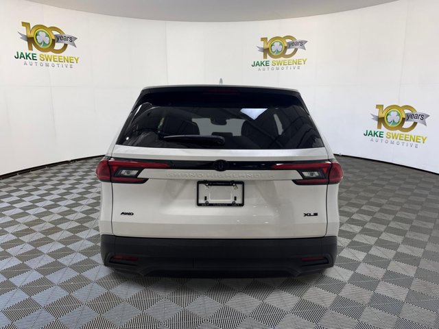 Used 2024 Toyota Grand Highlander AWD image 9