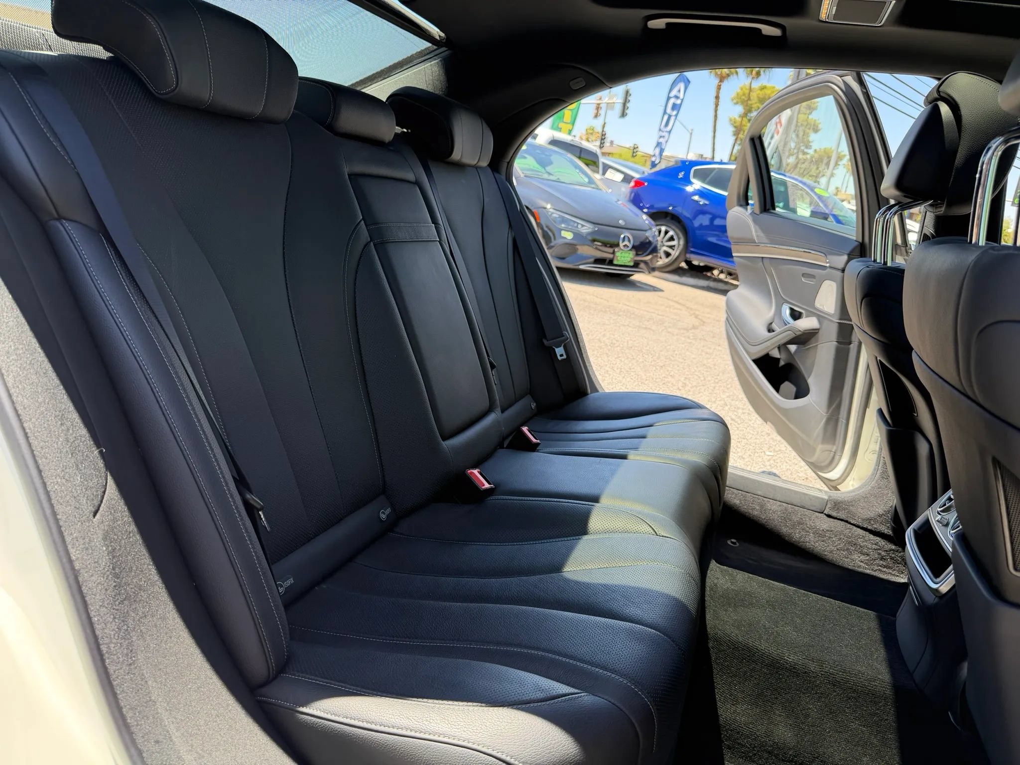 Used 2020 Mercedes-Benz S 450 Sedan image 17