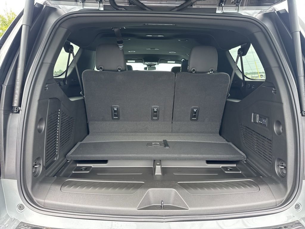 New 2026 GMC Yukon XL Elevation w/ LPO, Elevation Black Package image 35