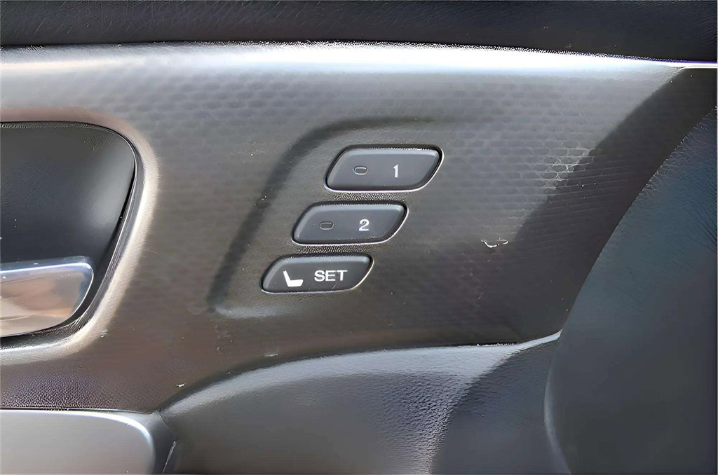 Used 2017 Honda Accord EX-L image 26