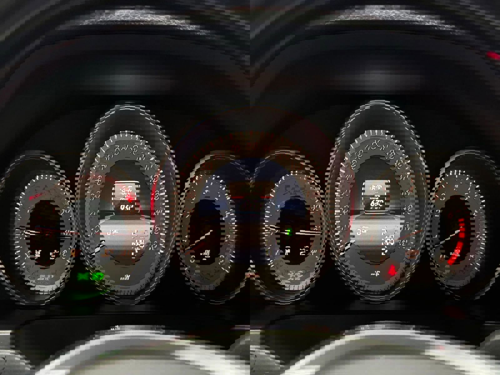 Used 2017 Mercedes-Benz E 400 4MATIC Coupe image 27