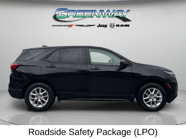 Used 2023 Chevrolet Equinox LS w/ LPO, Floor Liner Package AWD/4WD image 6
