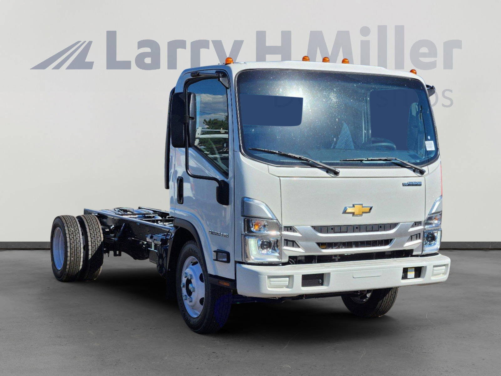 New 2025 Chevrolet Low Cab Forward image 10