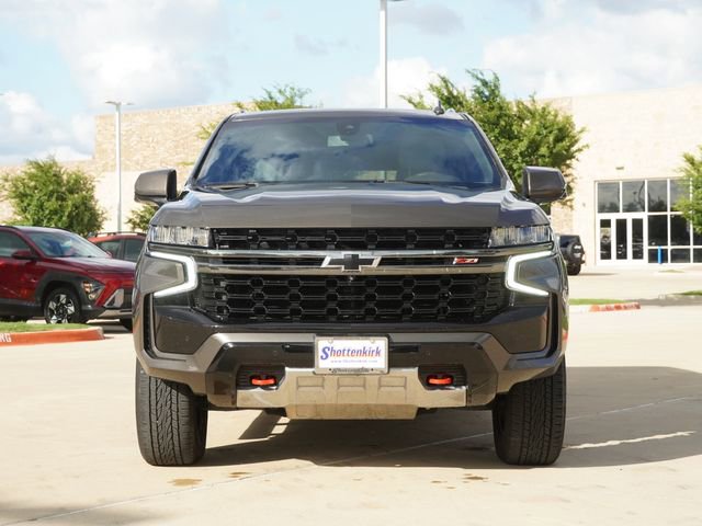Used 2021 Chevrolet Suburban Z71 w/ Luxury Package AWD/4WD image 2