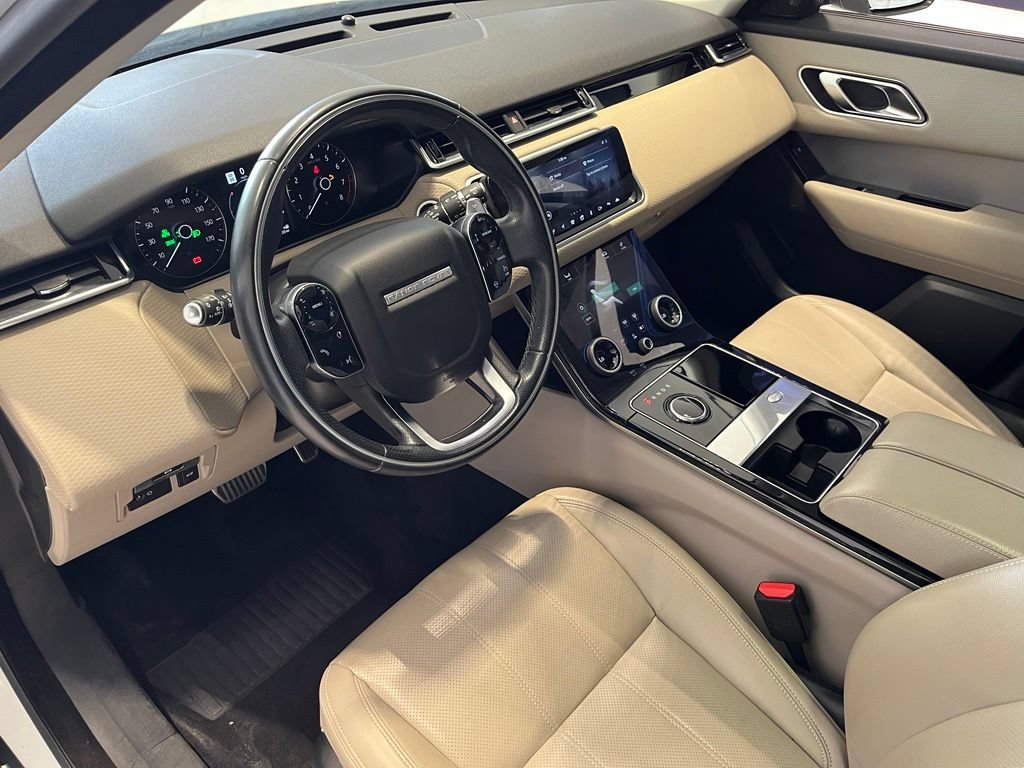 Certified 2020 Land Rover Range Rover Velar R-Dynamic S AWD/4WD image 16