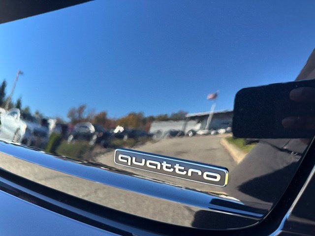 Used 2021 Audi Q8 Premium AWD/4WD image 11