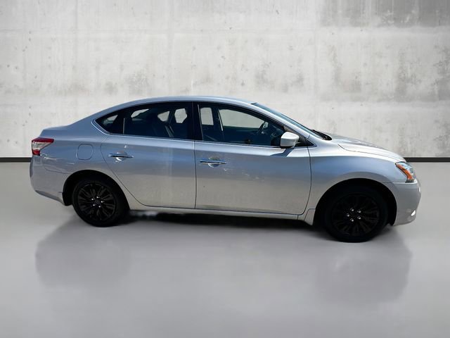 Used 2015 Nissan Sentra SV image 4