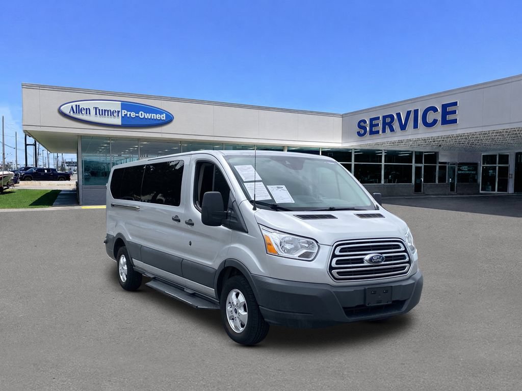 Used 2018 Ford Transit 350 XLT RWD image 2