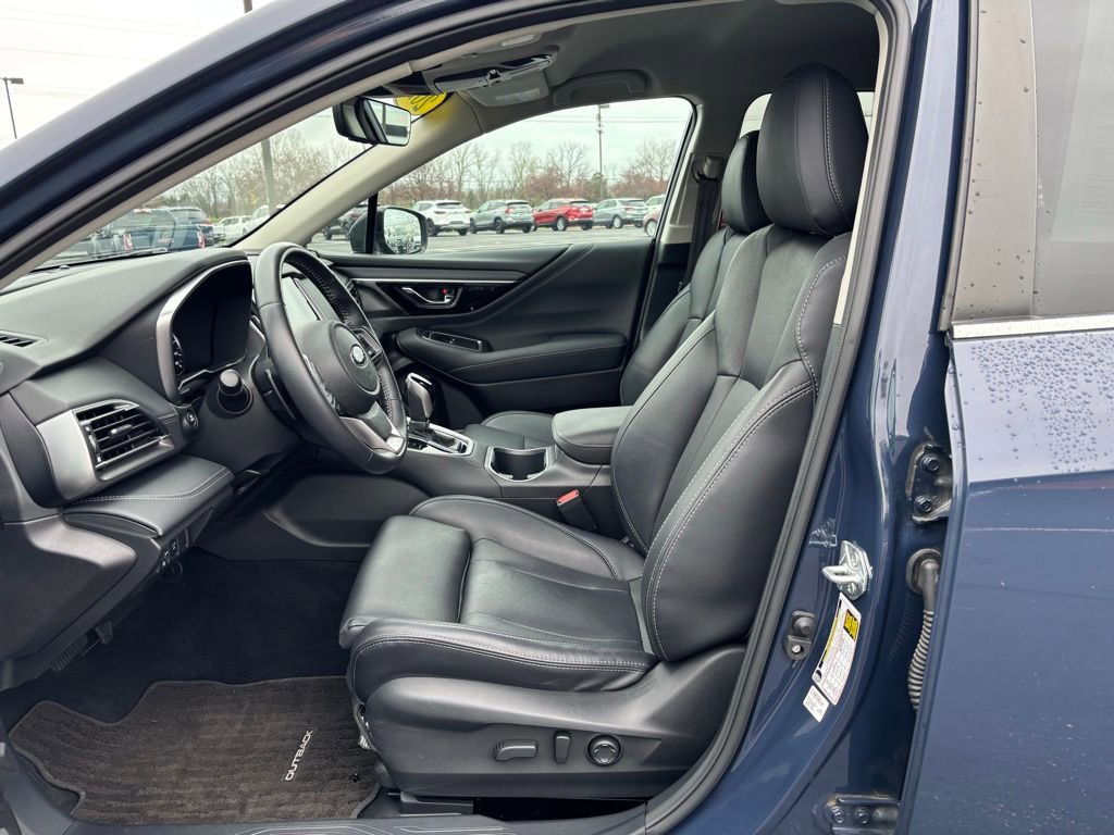 Used 2023 Subaru Outback Limited image 14