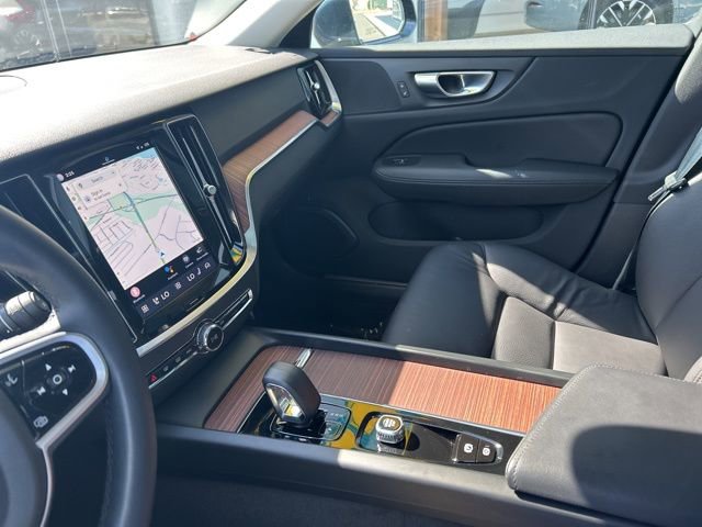 Certified 2025 Volvo V60 B5 Cross Country Plus image 19