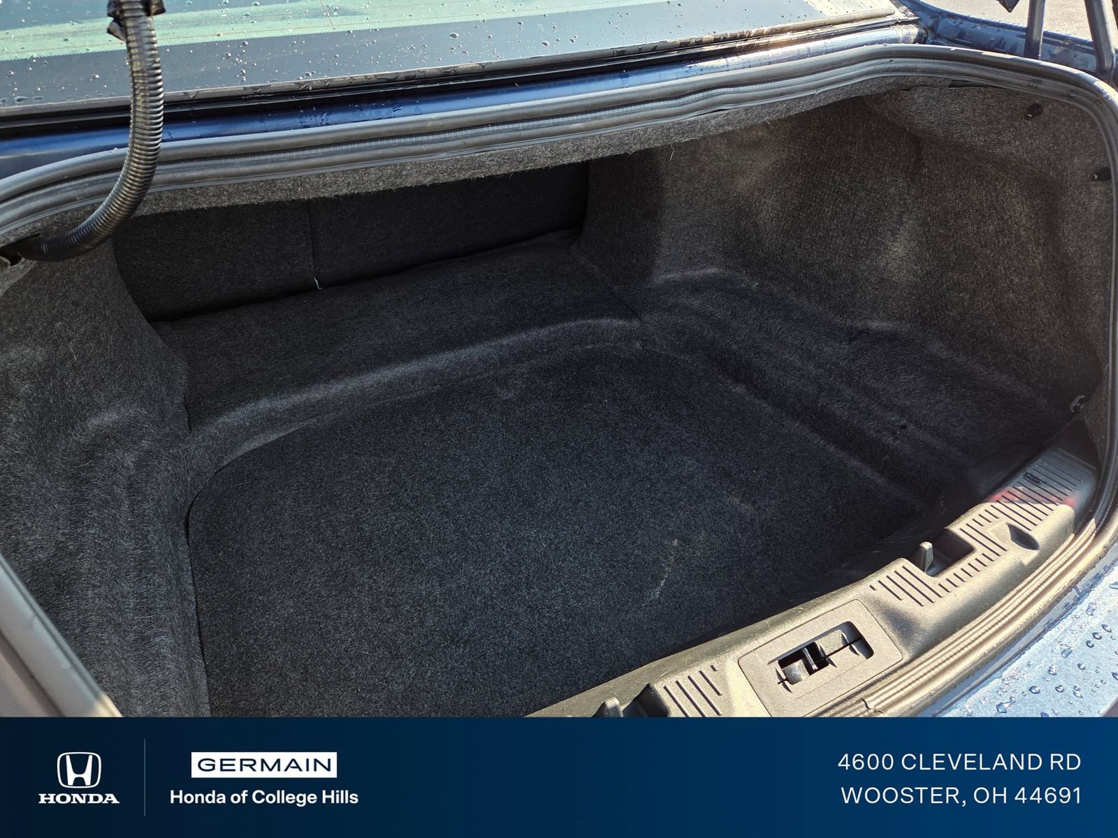 Used 2017 Ford Taurus SEL FWD image 20