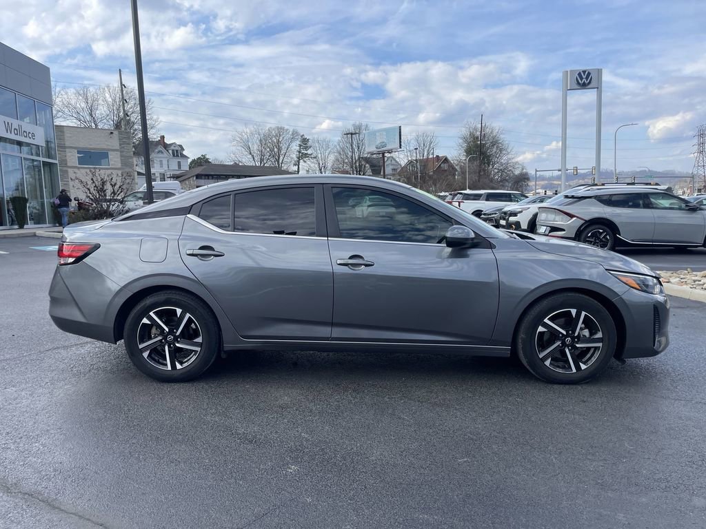 Used 2024 Nissan Sentra SV image 4