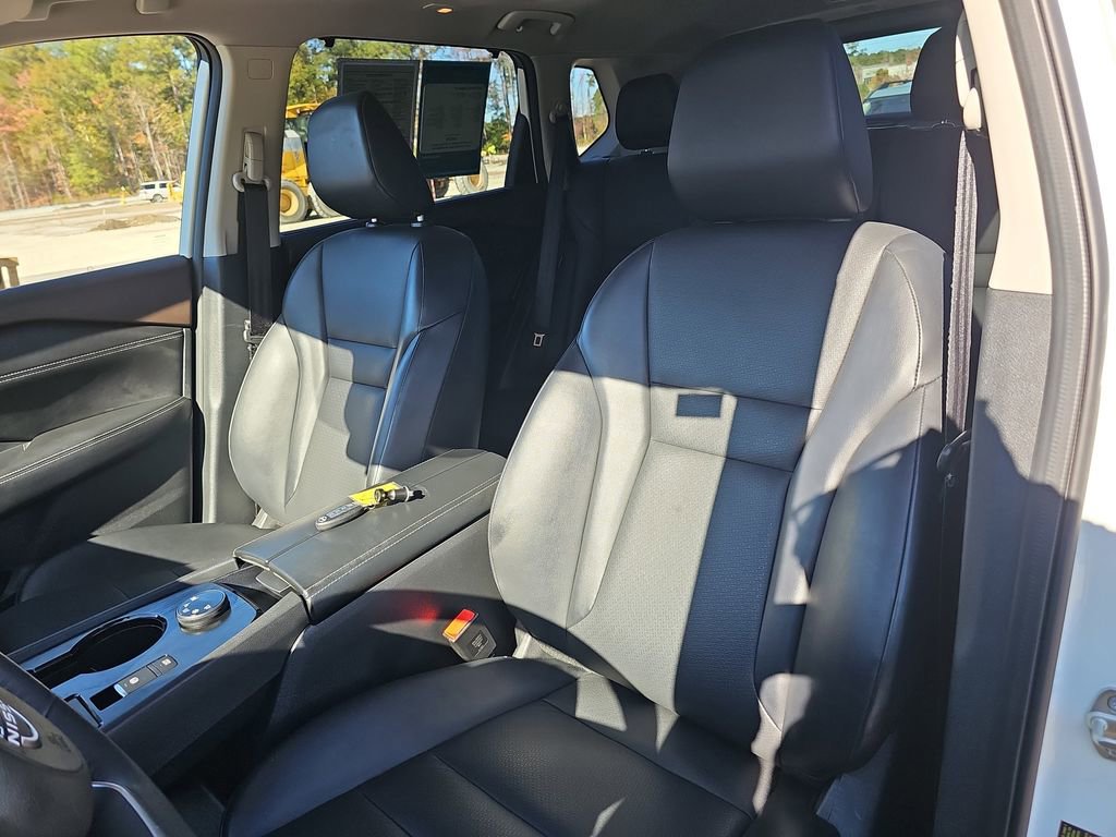 Used 2022 Nissan Rogue SV w/ SV Premium Package image 20