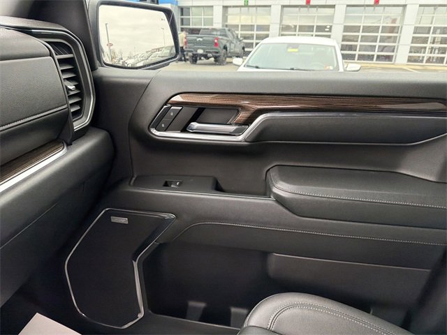 Used 2024 Chevrolet Silverado 1500 LT Trail Boss image 25