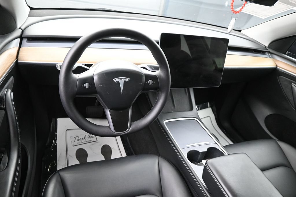 Used 2023 Tesla Model Y Long Range AWD/4WD image 26