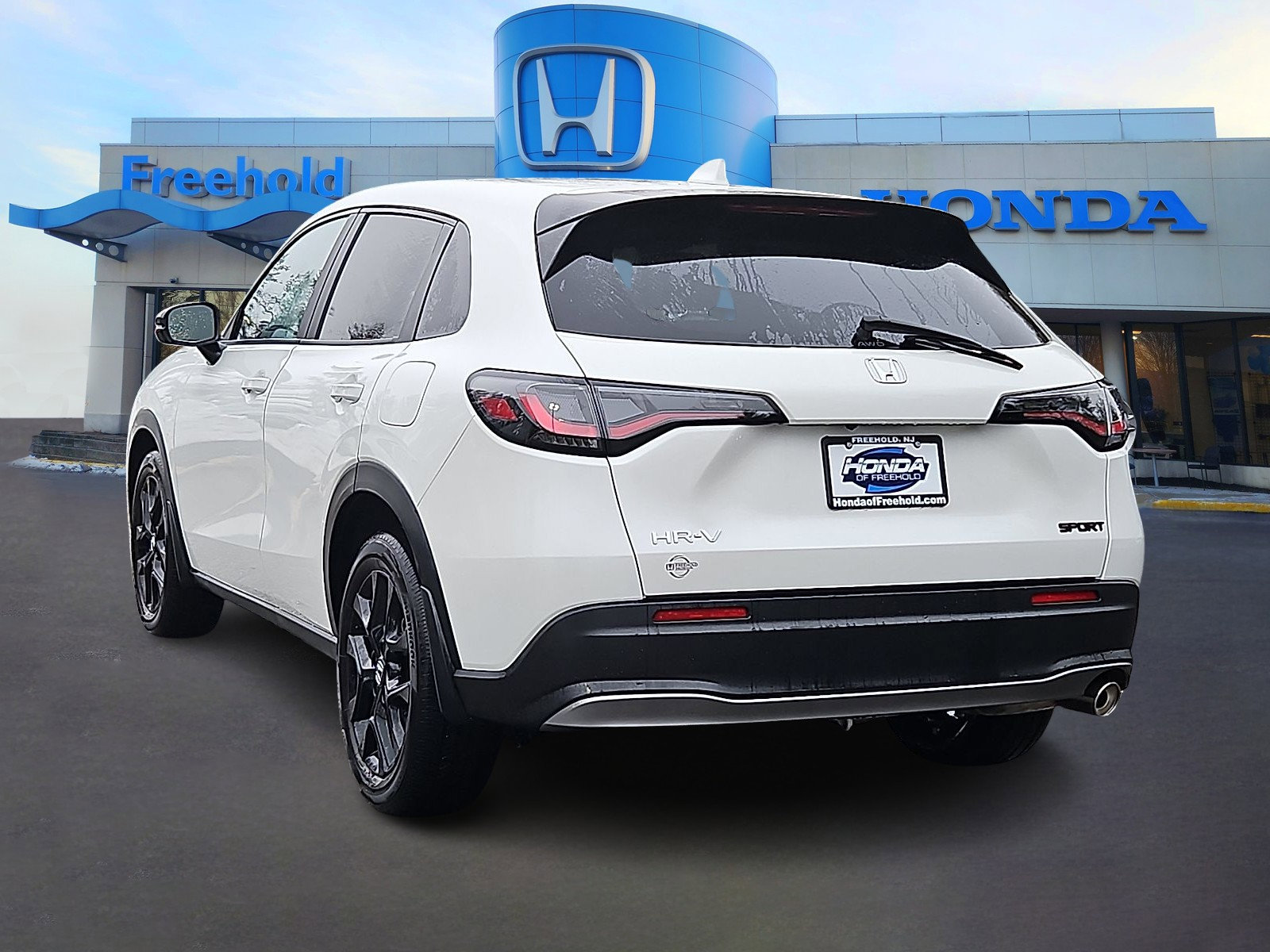 Used 2024 Honda HR-V Sport image 5