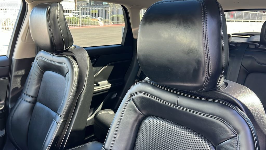 Used 2025 Lincoln Corsair Grand Touring w/ Equipment Group 302A image 14