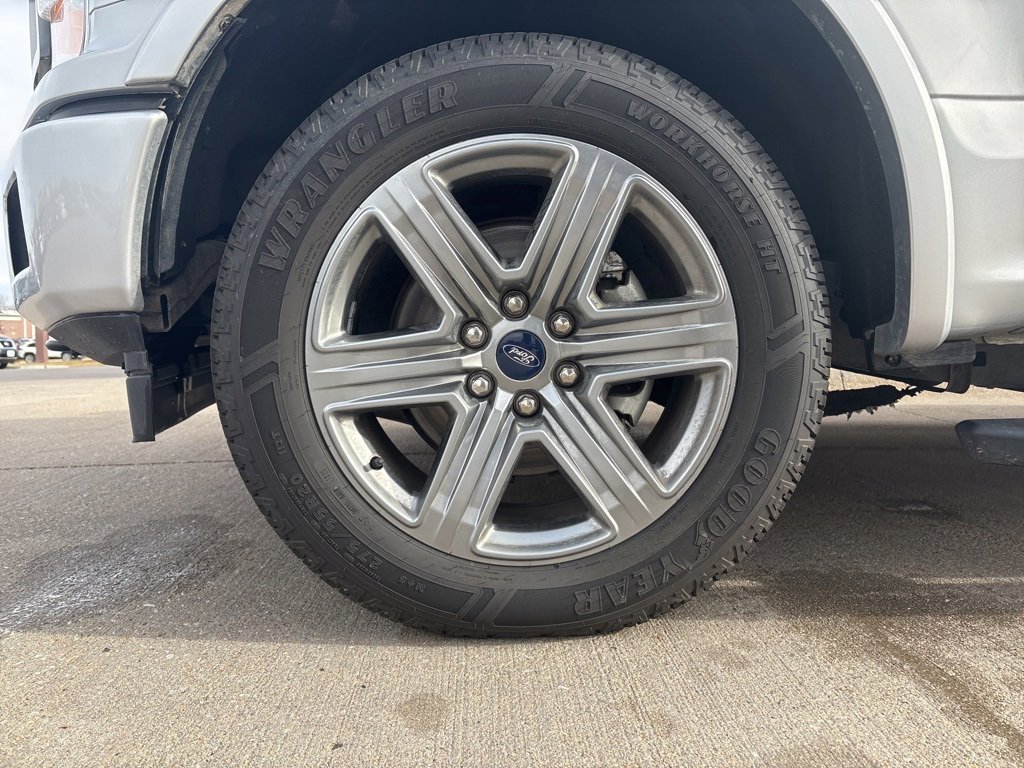 Used 2019 Ford F150 XLT w/ Equipment Group 302A Luxury image 38