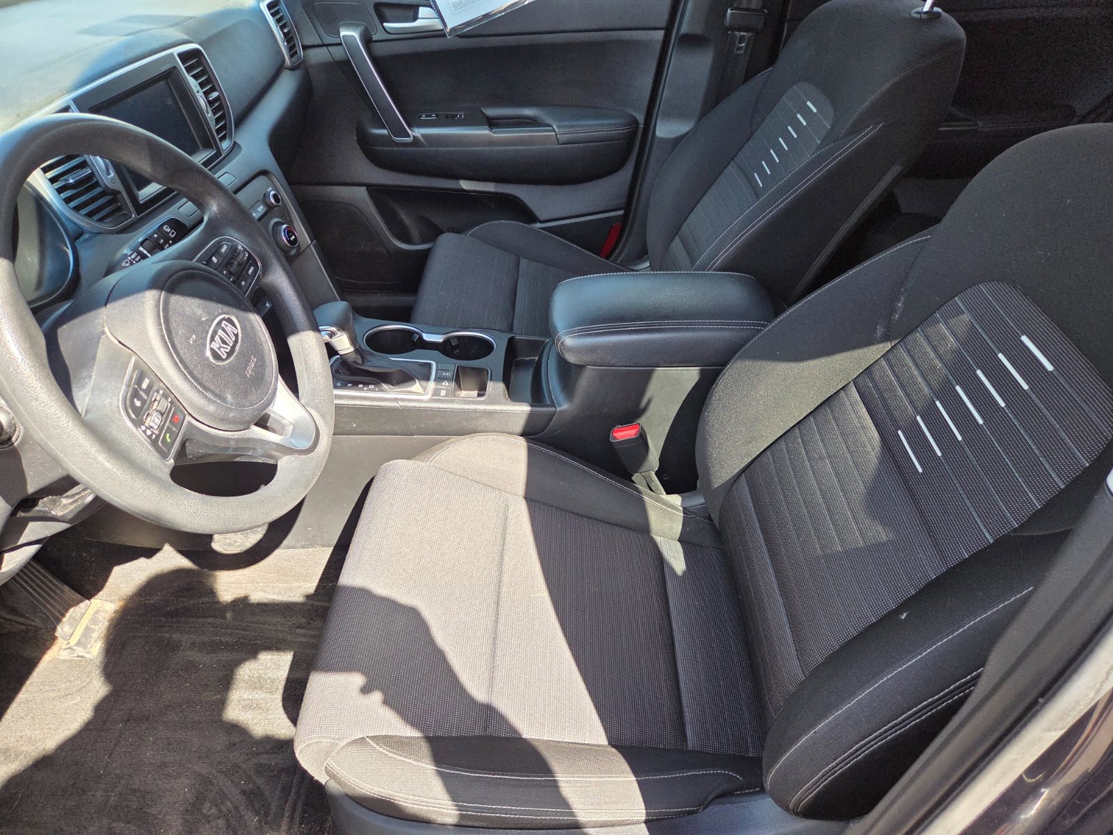 Used 2018 Kia Sportage LX w/ LX Popular Package image 8