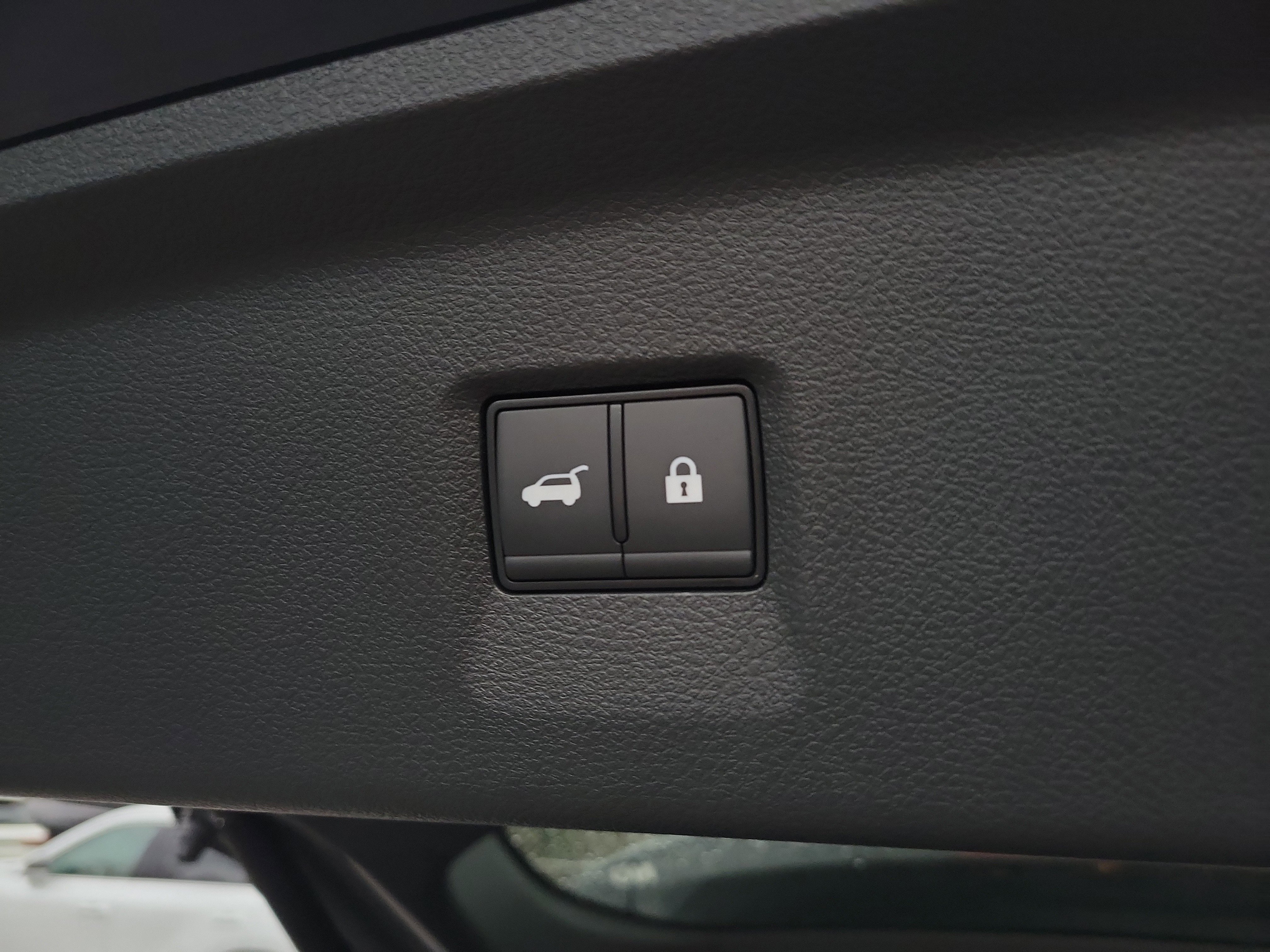 New 2026 INFINITI QX60 Sport w/ Dark Cargo Package image 27