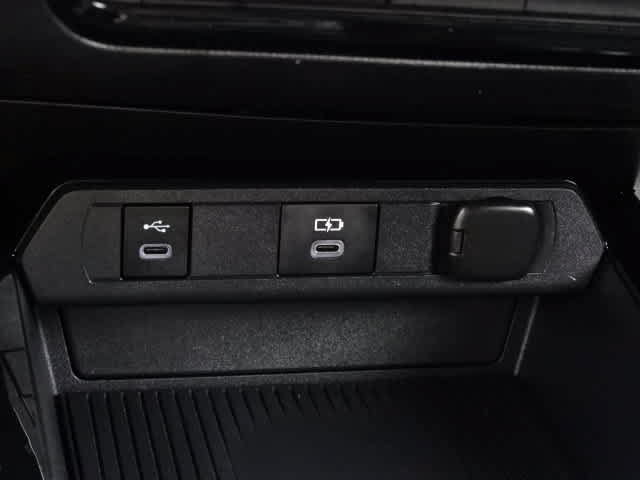 Certified 2026 Toyota Prius Plug-In Hybrid FWD image 32