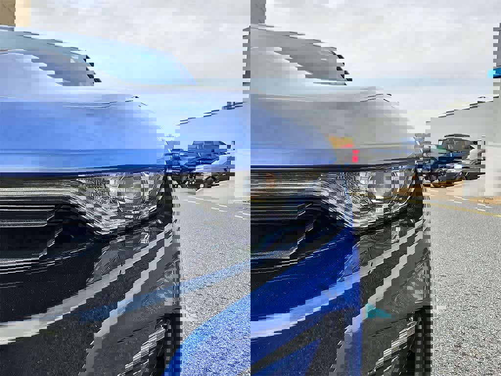 Used 2019 Chevrolet Camaro SS image 9