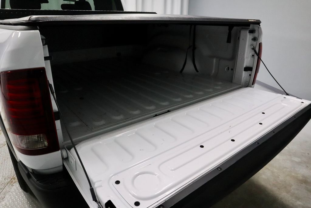 Used 2024 RAM 1500 Classic Warlock w/ Trailer Tow Group AWD/4WD image 13